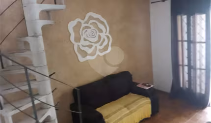Casa com 4 quartos à venda em Vila Santana - SP