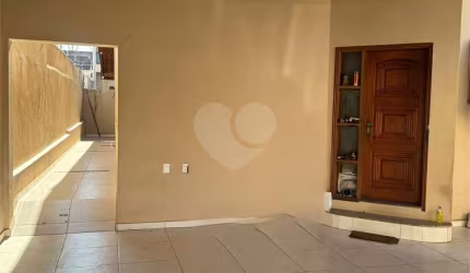 Casa com 4 quartos à venda em Vila Santana - SP