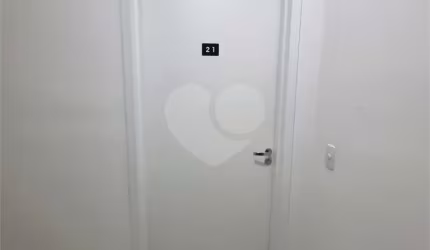 Apartamento com 2 quartos para locação em Vila Jardini - SP