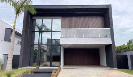 Casa com 4 quartos à venda ou para locação em Parque Esplanada - SP
