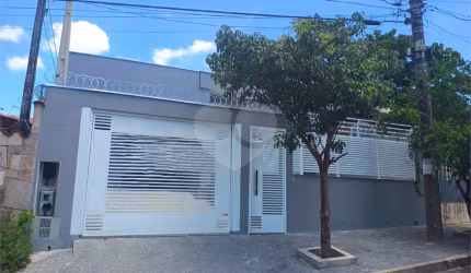 Casa com 3 quartos para locação em Jardim América - SP