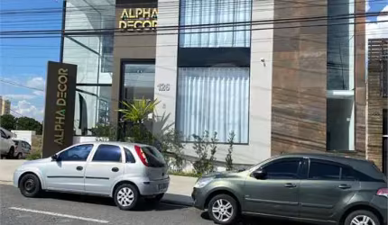 Prédio inteiro para locação em Parque Bela Vista - SP
