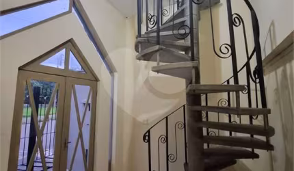 Sobrado com 2 quartos para locação em Jardim Marco Antônio - SP