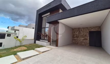 Condomínio com 3 quartos à venda em Wanel Ville - SP