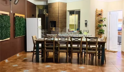 Condomínio com 3 quartos para locação em Vila Odim Antão - SP