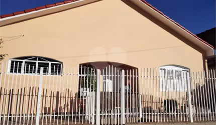 Casa com 3 quartos à venda em Vila Nova - SP