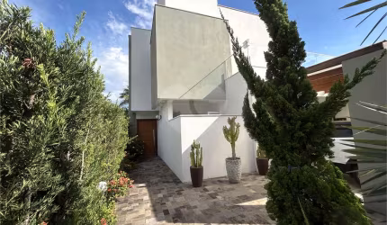 Casa com 4 quartos à venda em Loteamento Residencial Villágio Di Capri - SP