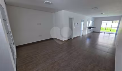 Sobrado com 3 quartos à venda em Jardim São Carlos - SP