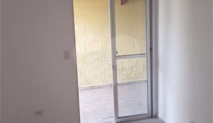 Apartamento com 2 quartos à venda ou para locação em Parque Reserva Fazenda Imperial - SP