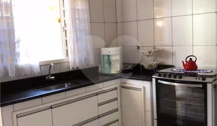 Casa com 4 quartos à venda em Vila Colorau - SP