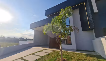 Condomínio com 3 quartos à venda em Jardim Novo Horizonte - SP