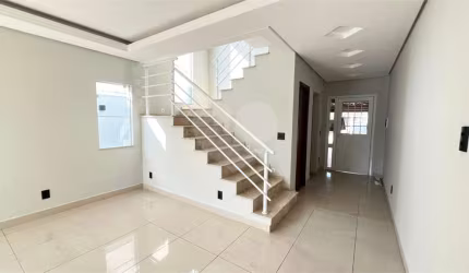 Condomínio com 3 quartos à venda em Jardim Residencial Das Dálias - SP