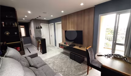 Apartamento com 2 quartos para locação em Jardim Ipê - SP