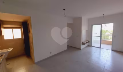 Apartamento com 3 quartos para locação em Parque Campolim - SP