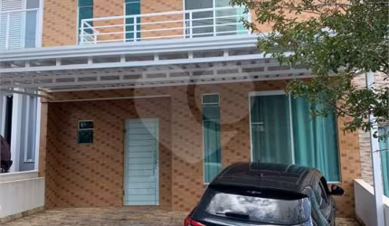Condomínio com 3 quartos para locação em Horto Florestal - SP