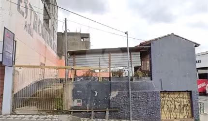 Terreno à venda ou para locação em Centro - SP