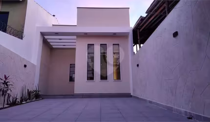 Casa com 2 quartos à venda em Jardim Itanguá - SP