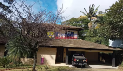 CASA A VENDA EM ALDEIA DA SERRA