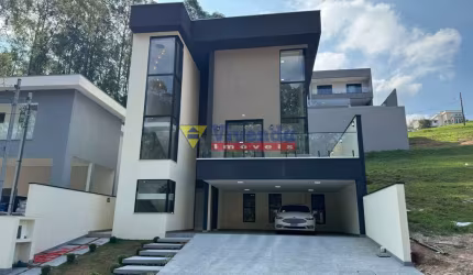 Excelente casa na Morada da Serra