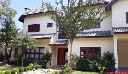 LINDA CASA NA MORADA DOS PÁSSAROS