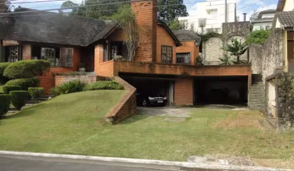 Casa à venda em Aldeia da Serra