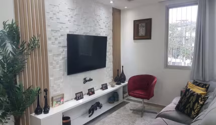 APARTAMENTO A VENDA, TODO REFORMADO, 3 DORMITÓRIOS, SALA 2 AMBIENTES, VÁRIOS MÓVEIS PLANEJADOS, FINO ACABAMENTO. TUPAROQUERA. JARDIM SÃO LUIS.