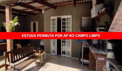 CASA A VENDA PROXIMO DA ESTRADA DE ITAPECERICA, COM 02 DORMITÓRIOS.