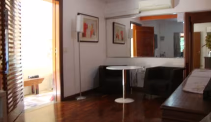 CASA A VENDA, 3 DORMITÓRIOS, SUÍTE, SACADA, CHURRASQUEIRA, FORNO DE PIZZA, FOGÃO A LENHA, VAGA COBERTA, 5 MINUTOS METRÔ CAMPO LIMPO. JARDIM PIRACUAMA.