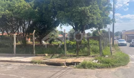 Terreno à venda na Vila Izabel, São Carlos  por R$ 800.000
