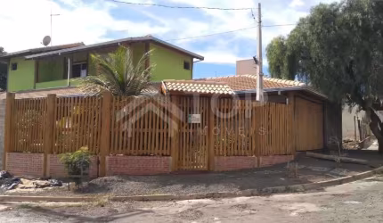 Casa com 3 quartos à venda no Jardim Hikare, São Carlos , 235 m2 por R$ 750.000
