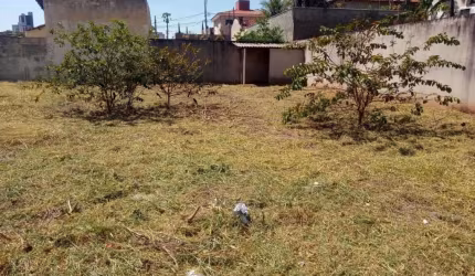 Terreno à venda no Jardim Gibertoni, São Carlos  por R$ 200.000