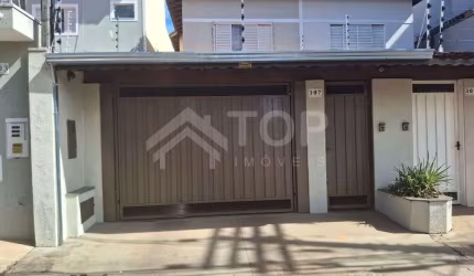Excelente sobrado de 3 dormitórios com 1 suíte  no Bairro Jardim Alvorada