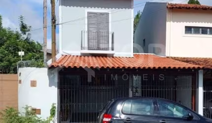 Casa com 3 quartos à venda na Cidade Jardim, São Carlos , 199 m2 por R$ 390.000