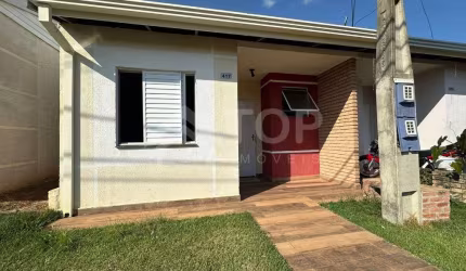 CASA A VENDA NO CONDOMÍNIO MORADAS 1 COM 2 DORMITÓRIOS