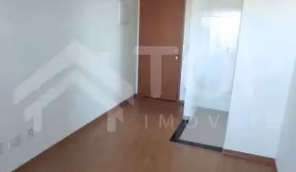 Apartamento em Condominio