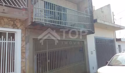 Casa de dois pavimentos