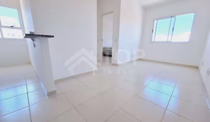 APARTAMENTO PARA LOCAÇÃO COM 2 QUARTOS NO EDIFÍCIO CRYSTAL PALACE