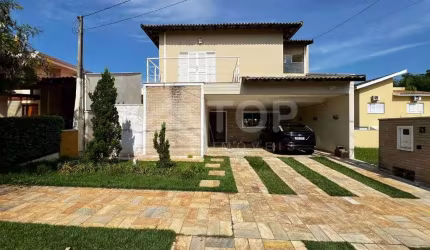 Casa espaçosa com lazer completo, 3 ou 4 suítes!