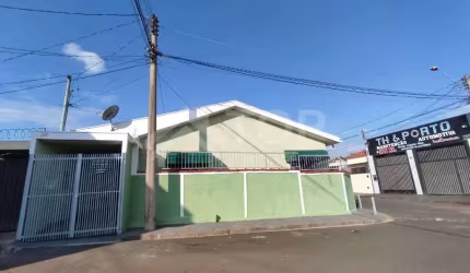 Casa com 3 Dormitórios  sendo 2 suítes para Venda ou Locação na Vila Costa do Sol / Vila São José