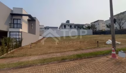 Terreno em condomínio fechado à venda no Parque Sisi, São Carlos  por R$ 280.000