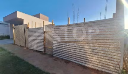 Casa em condomínio fechado com 3 quartos à venda no Residencial Samambaia, São Carlos , 166 m2 por R$ 950.000