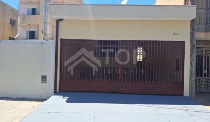 Lindo imóvel com 3 dormitórios, sendo 1 suíte no Bairro Cidade Jardim