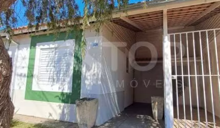 Casa em condomínio fechado com 3 quartos para alugar no Jardim Ipanema, São Carlos , 57 m2 por R$ 1.200