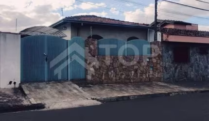 Excelente casa de 2 dormitórios no Bairro Jardim Cruzeiro do Sul