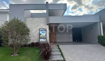 Casa térrea com fino padrão de acabamento