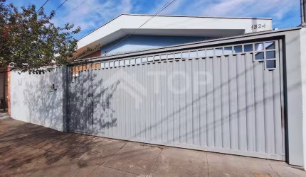 Casa com 3 quartos para alugar na Vila Boa Vista 1, São Carlos , 206 m2 por R$ 2.800
