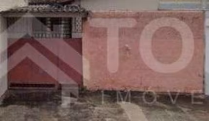 Imóvel de 2 dormitórios em ótima localização no bairro Jardim São João Batista