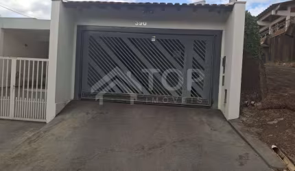 Casa com 3 quartos para alugar no Jardim Cardinalli, São Carlos , 145 m2 por R$ 2.556