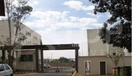 Excelente apartamento com 2 dormitórios no Res. Monte Logan
