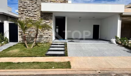 Casa térrea com alto padrão de acabamento